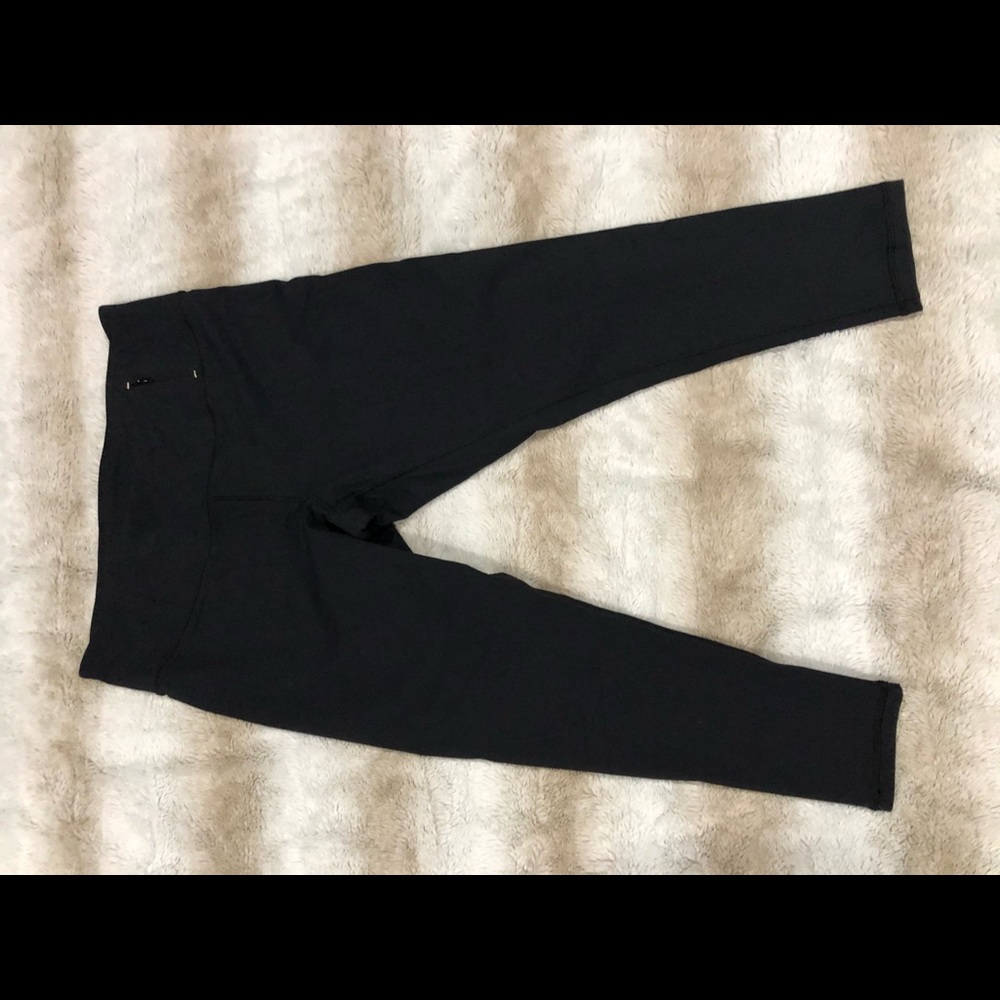 Calia by Carrie Underwood Capri